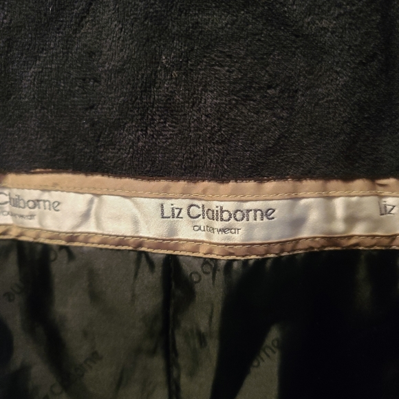 Beautiful Liz Claiborne Fall Jacket - Picture 6 of 10